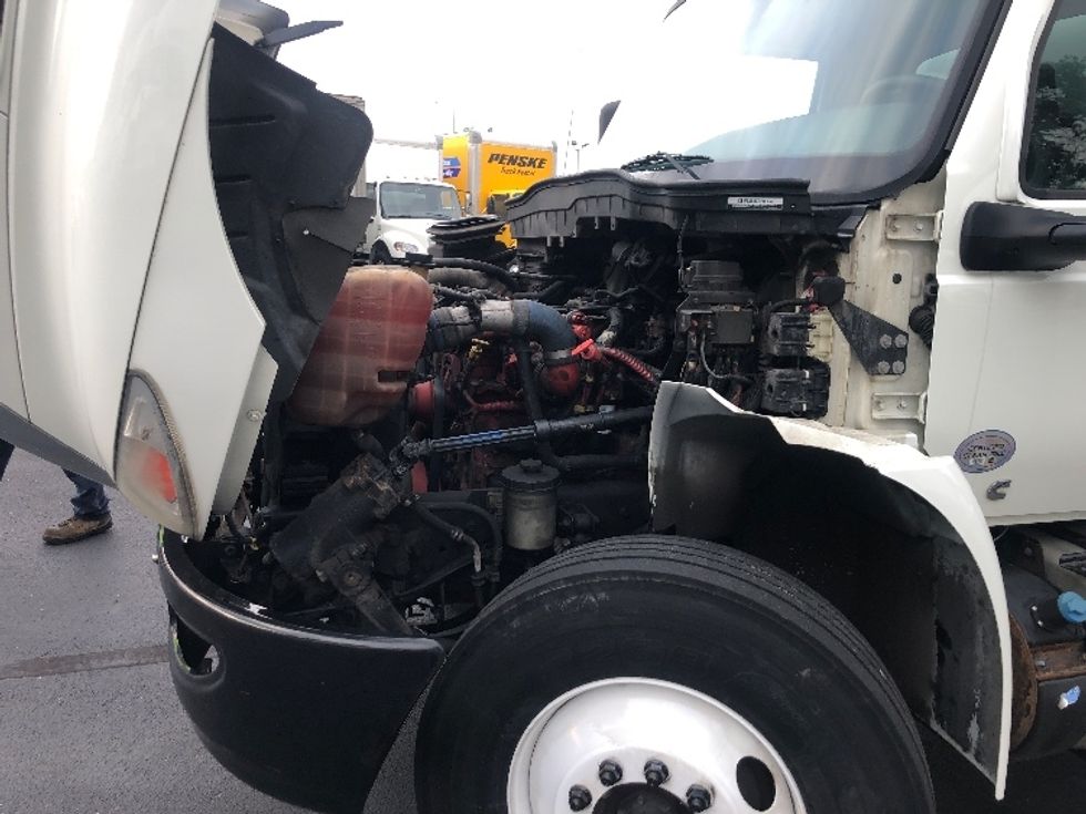 Medium Duty Box Truck-Light and Medium Duty Trucks-International-2020-MV607-Indianapolis-IN-210,464\n\t\tmiles-$ 45,500 - Image 24