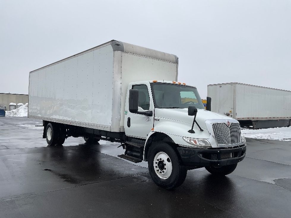 Medium Duty Box Truck-Light and Medium Duty Trucks-International-2020-MV607-Indianapolis-IN-233,195\n\t\tmiles-$ 30,750 - Image 1