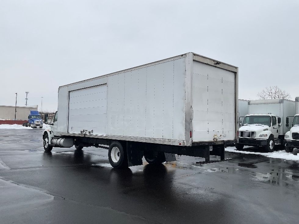 Medium Duty Box Truck-Light and Medium Duty Trucks-International-2020-MV607-Indianapolis-IN-233,195\n\t\tmiles-$ 30,750 - Image 6