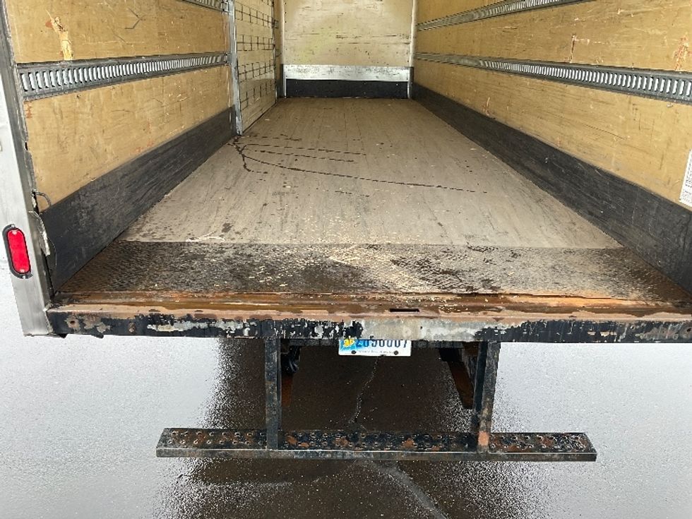 Medium Duty Box Truck-Light and Medium Duty Trucks-International-2020-MV607-Indianapolis-IN-233,195\n\t\tmiles-$ 30,750 - Image 10