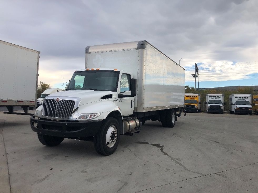 Medium Duty Box Truck-Light and Medium Duty Trucks-International-2020-MV607-Indianapolis-IN-241,205\n\t\tmiles-$ 36,500 - Image 3