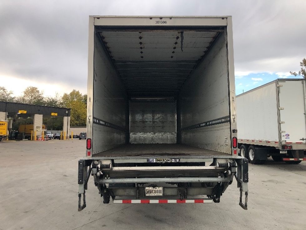 Medium Duty Box Truck-Light and Medium Duty Trucks-International-2020-MV607-Indianapolis-IN-241,205\n\t\tmiles-$ 36,500 - Image 8