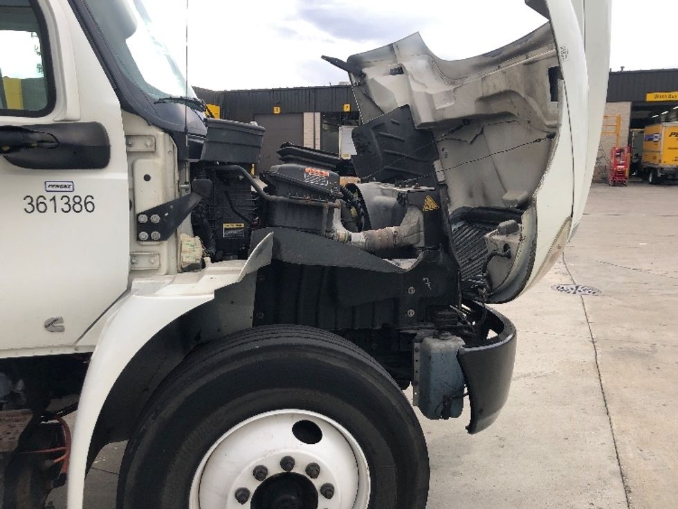 Medium Duty Box Truck-Light and Medium Duty Trucks-International-2020-MV607-Indianapolis-IN-241,205\n\t\tmiles-$ 36,500 - Image 23