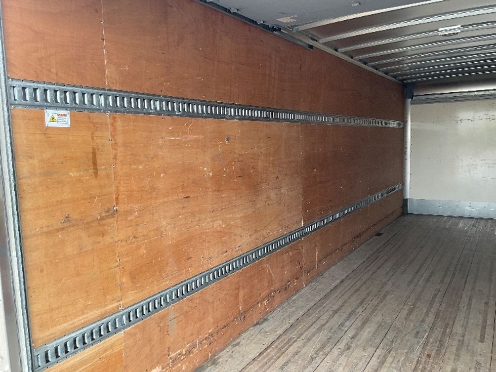 Medium Duty Box Truck-Light and Medium Duty Trucks-International-2020-MV607-Indianapolis-IN-46,432\n\t\tmiles-$ 67,750 - Image 11