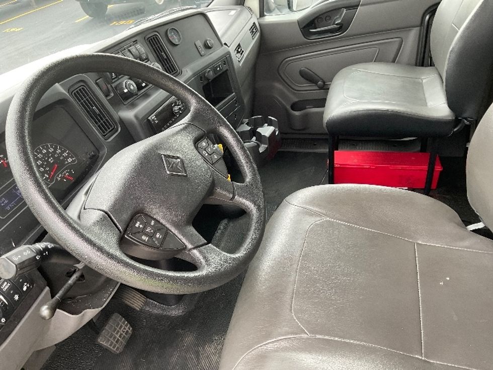 Medium Duty Box Truck-Light and Medium Duty Trucks-International-2020-MV607-Indianapolis-IN-46,432\n\t\tmiles-$ 67,750 - Image 17