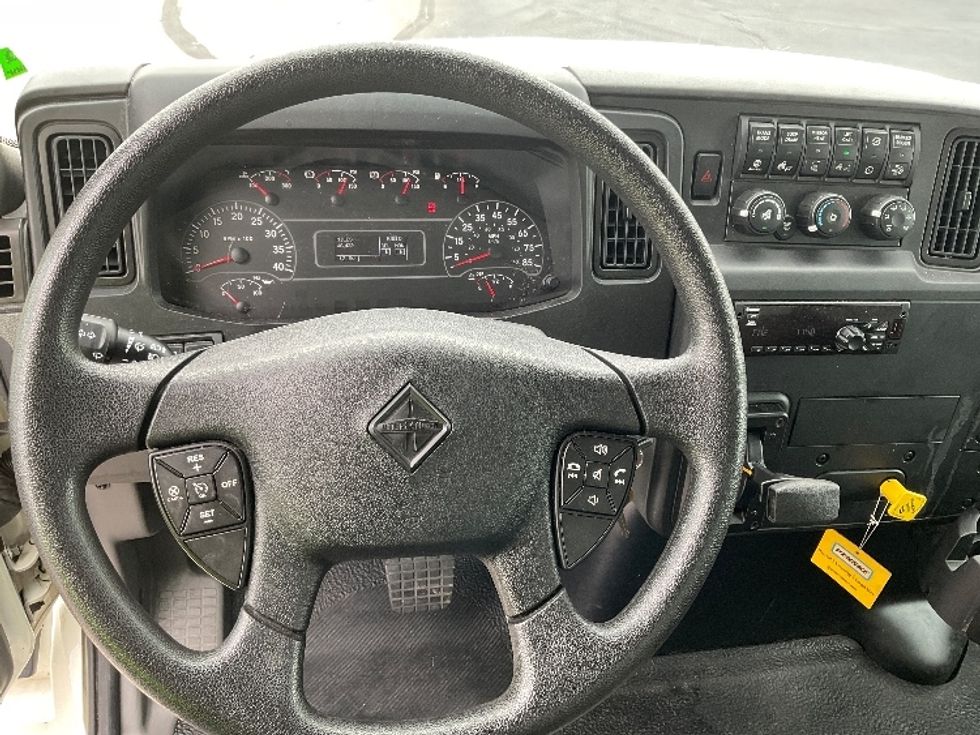Medium Duty Box Truck-Light and Medium Duty Trucks-International-2020-MV607-Indianapolis-IN-46,432\n\t\tmiles-$ 67,750 - Image 18