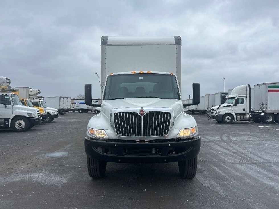 Medium Duty Box Truck-Light and Medium Duty Trucks-International-2020-MV607-Indianapolis-IN-81,513\n\t\tmiles-$ 61,250 - Image 1