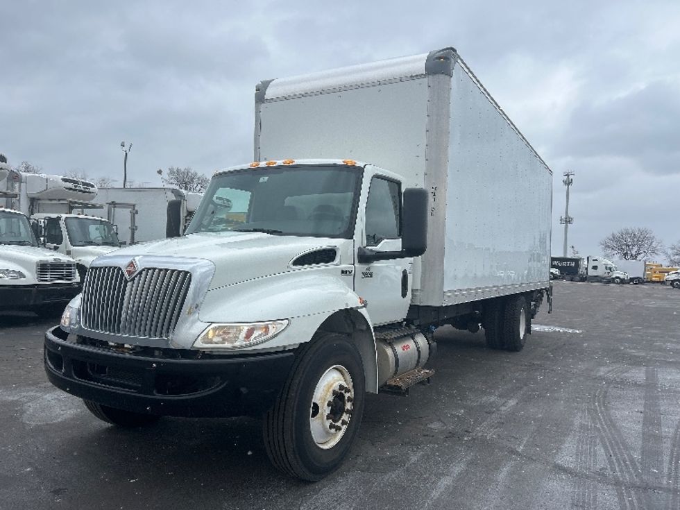 Medium Duty Box Truck-Light and Medium Duty Trucks-International-2020-MV607-Indianapolis-IN-81,513\n\t\tmiles-$ 61,250 - Image 2