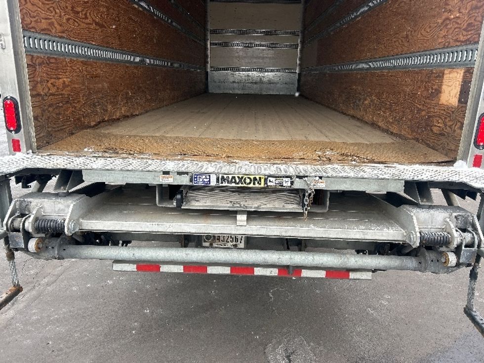 Medium Duty Box Truck-Light and Medium Duty Trucks-International-2020-MV607-Indianapolis-IN-81,513\n\t\tmiles-$ 61,250 - Image 8