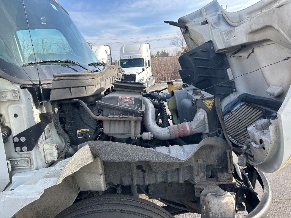 Medium Duty Box Truck-Light and Medium Duty Trucks-International-2020-MV607-Indianapolis-IN-82,425\n\t\tmiles-$ 67,250 - Image 23