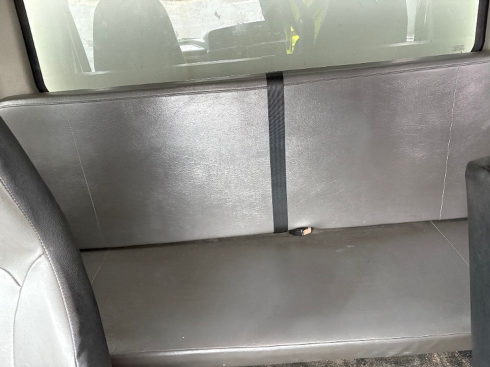 Medium Duty Box Truck-Light and Medium Duty Trucks-International-2020-MV607-Indianapolis-IN-82,425\n\t\tmiles-$ 67,250 - Image 27