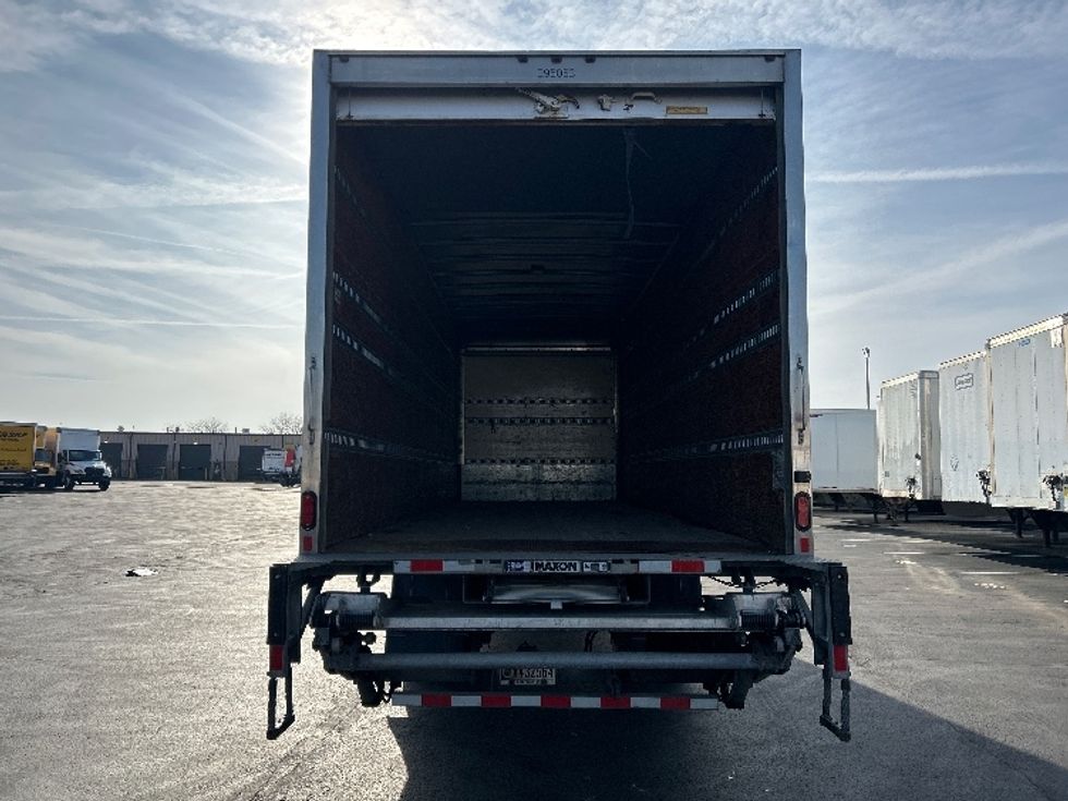 Medium Duty Box Truck-Light and Medium Duty Trucks-International-2020-MV607-Indianapolis-IN-82,425\n\t\tmiles-$ 67,250 - Image 8