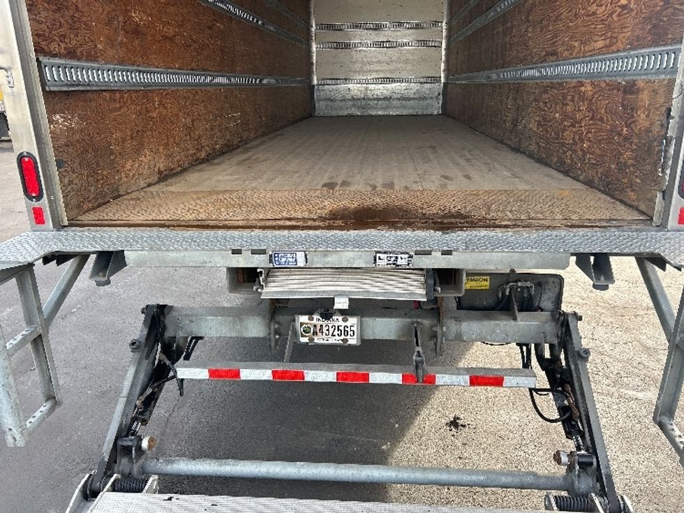 Medium Duty Box Truck-Light and Medium Duty Trucks-International-2020-MV607-Indianapolis-IN-86,611\n\t\tmiles-$ 66,750 - Image 10
