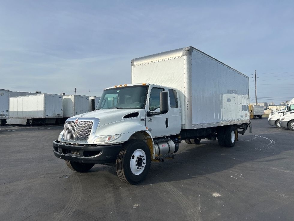 Medium Duty Box Truck-Light and Medium Duty Trucks-International-2020-MV607-Indianapolis-IN-86,611\n\t\tmiles-$ 66,750 - Image 3