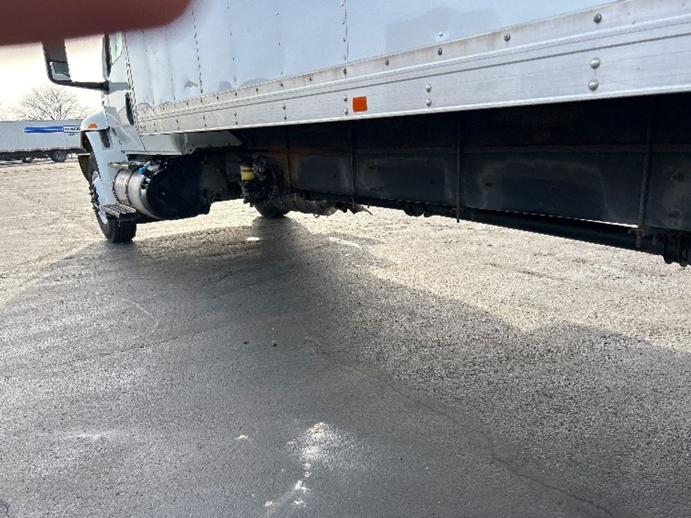 Medium Duty Box Truck-Light and Medium Duty Trucks-International-2020-MV607-Indianapolis-IN-86,611\n\t\tmiles-$ 66,750 - Image 5