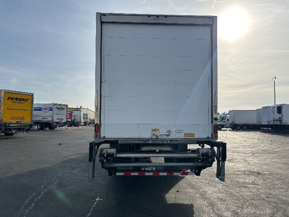 Medium Duty Box Truck-Light and Medium Duty Trucks-International-2020-MV607-Indianapolis-IN-86,611\n\t\tmiles-$ 66,750 - Image 7