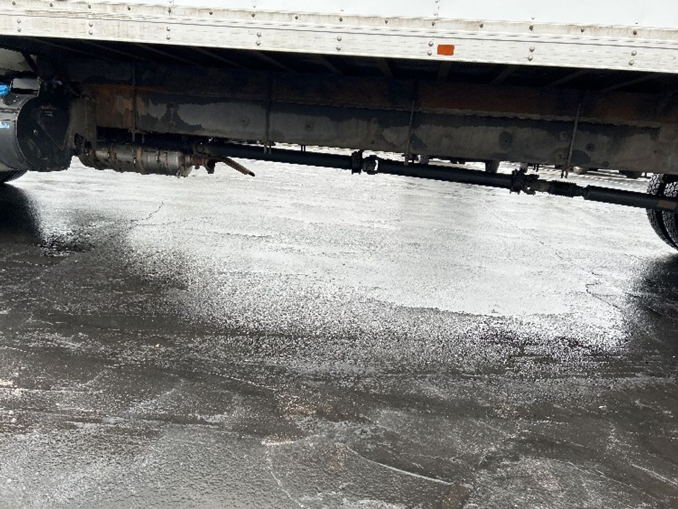 Medium Duty Box Truck-Light and Medium Duty Trucks-International-2020-MV607-Indianapolis-IN-98,330\n\t\tmiles-$ 60,500 - Image 5