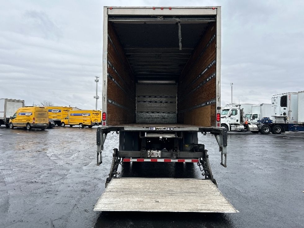 Medium Duty Box Truck-Light and Medium Duty Trucks-International-2020-MV607-Indianapolis-IN-98,330\n\t\tmiles-$ 60,500 - Image 9