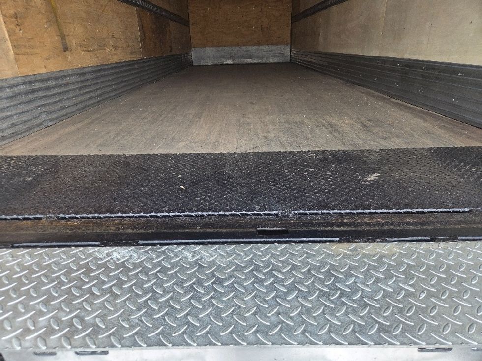 Medium Duty Box Truck-Light and Medium Duty Trucks-International-2020-MV607-Jackson-MI-108,323\n\t\tmiles-$ 58,500 - Image 10