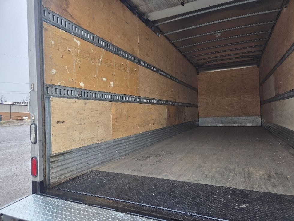 Medium Duty Box Truck-Light and Medium Duty Trucks-International-2020-MV607-Jackson-MI-108,323\n\t\tmiles-$ 58,500 - Image 11