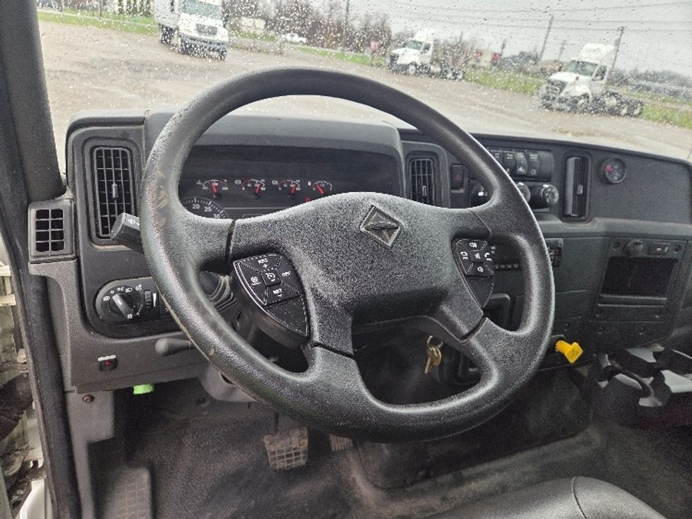 Medium Duty Box Truck-Light and Medium Duty Trucks-International-2020-MV607-Jackson-MI-108,323\n\t\tmiles-$ 58,500 - Image 17