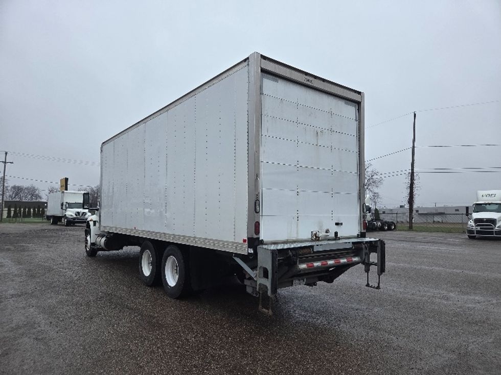 Medium Duty Box Truck-Light and Medium Duty Trucks-International-2020-MV607-Jackson-MI-108,323\n\t\tmiles-$ 58,500 - Image 6