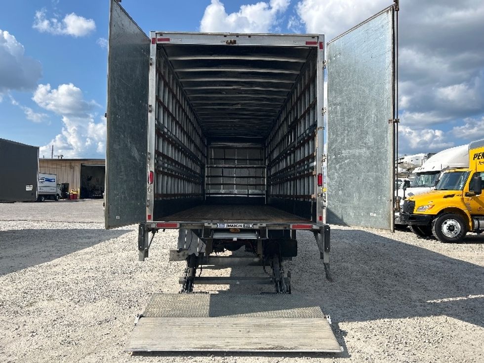 Medium Duty Box Truck-Light and Medium Duty Trucks-International-2020-MV607-Jackson-TN-297,261\n\t\tmiles-$ 37,000 - Image 9