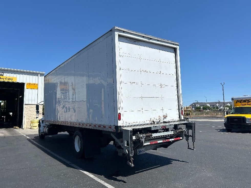 Medium Duty Box Truck-Light and Medium Duty Trucks-International-2020-MV607-Jacksonville-FL-131,077\n\t\tmiles-$ 58,750 - Image 6