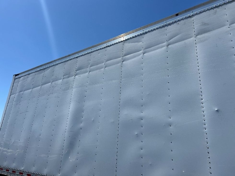 Medium Duty Box Truck-Light and Medium Duty Trucks-International-2020-MV607-Jacksonville-FL-131,077\n\t\tmiles-$ 58,750 - Image 25