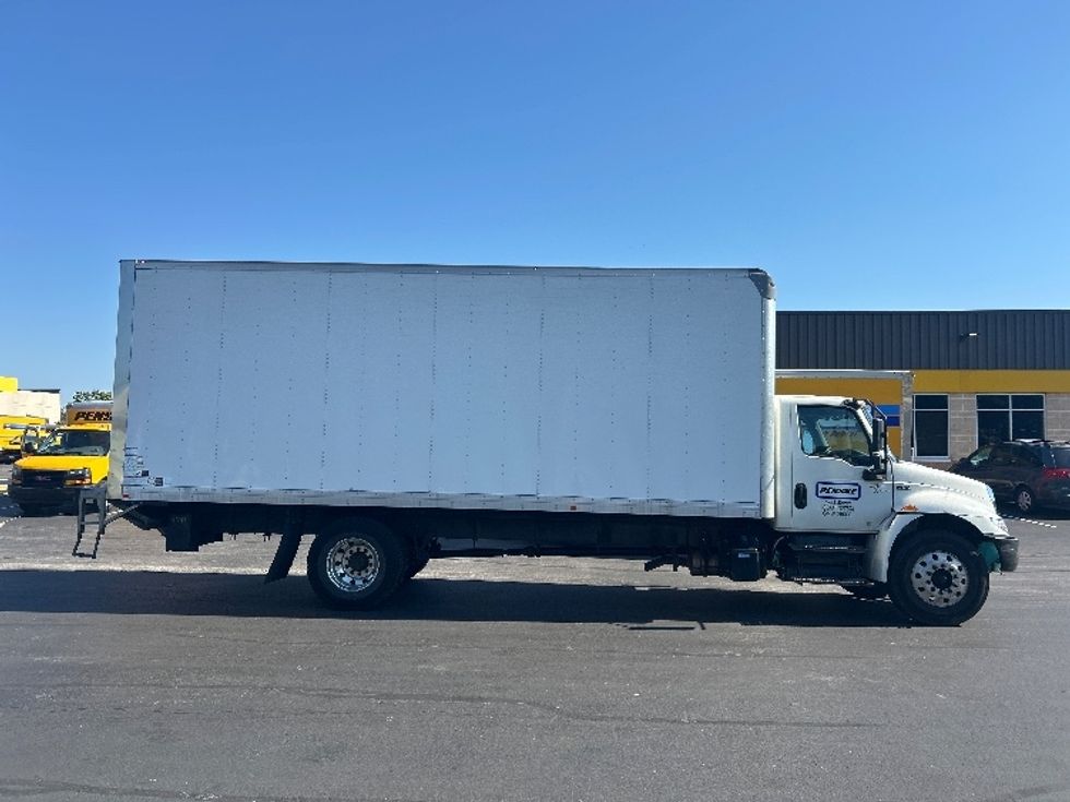 Medium Duty Box Truck-Light and Medium Duty Trucks-International-2020-MV607-Jessup-MD-196,905\n\t\tmiles-$ 52,250 - Image 15