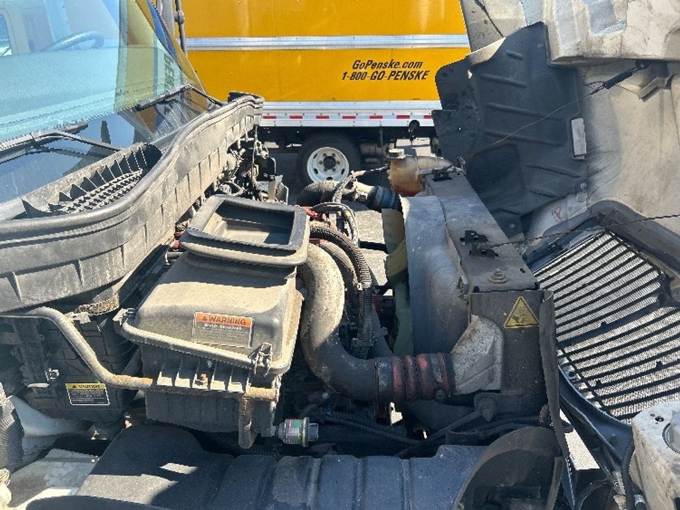 Medium Duty Box Truck-Light and Medium Duty Trucks-International-2020-MV607-Jessup-MD-196,905\n\t\tmiles-$ 52,250 - Image 23