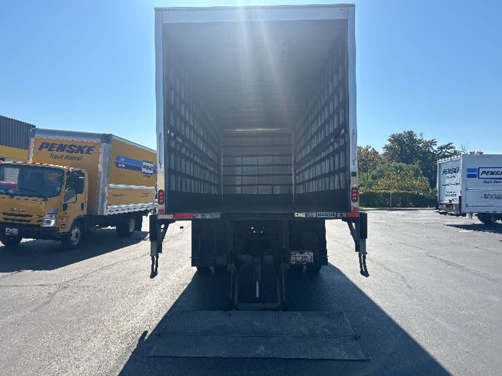 Medium Duty Box Truck-Light and Medium Duty Trucks-International-2020-MV607-Jessup-MD-196,905\n\t\tmiles-$ 52,250 - Image 9