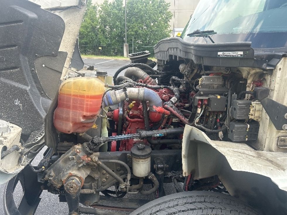 Medium Duty Box Truck-Light and Medium Duty Trucks-International-2020-MV607-Jessup-MD-74,171\n\t\tmiles-$ 66,750 - Image 24