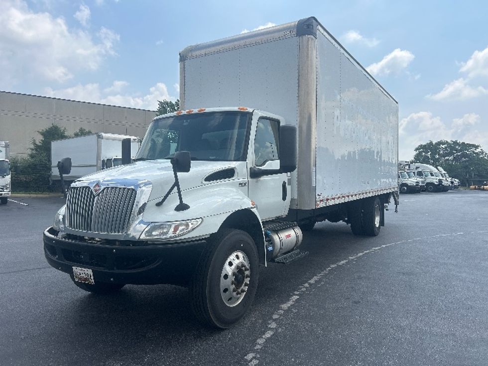 Medium Duty Box Truck-Light and Medium Duty Trucks-International-2020-MV607-Jessup-MD-74,171\n\t\tmiles-$ 66,750 - Image 3