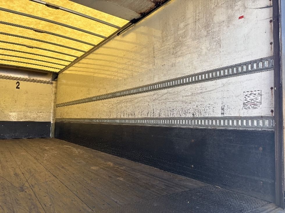 Medium Duty Box Truck-Light and Medium Duty Trucks-International-2020-MV607-Jessup-PA-199,417\n\t\tmiles-$ 53,500 - Image 12