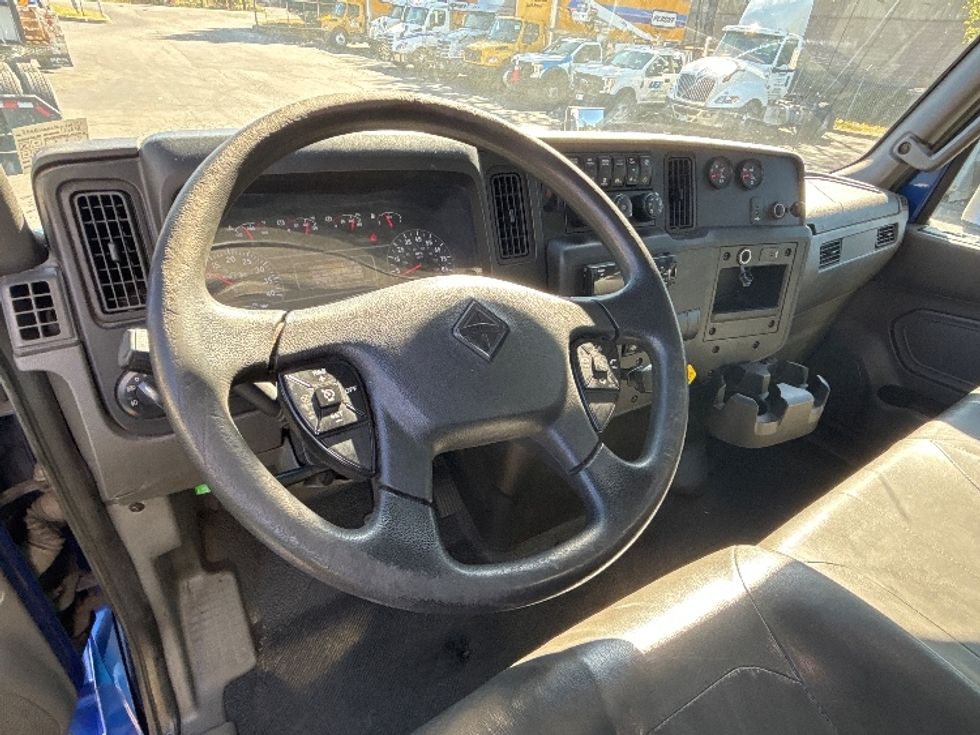 Medium Duty Box Truck-Light and Medium Duty Trucks-International-2020-MV607-Jessup-PA-199,417\n\t\tmiles-$ 53,500 - Image 18