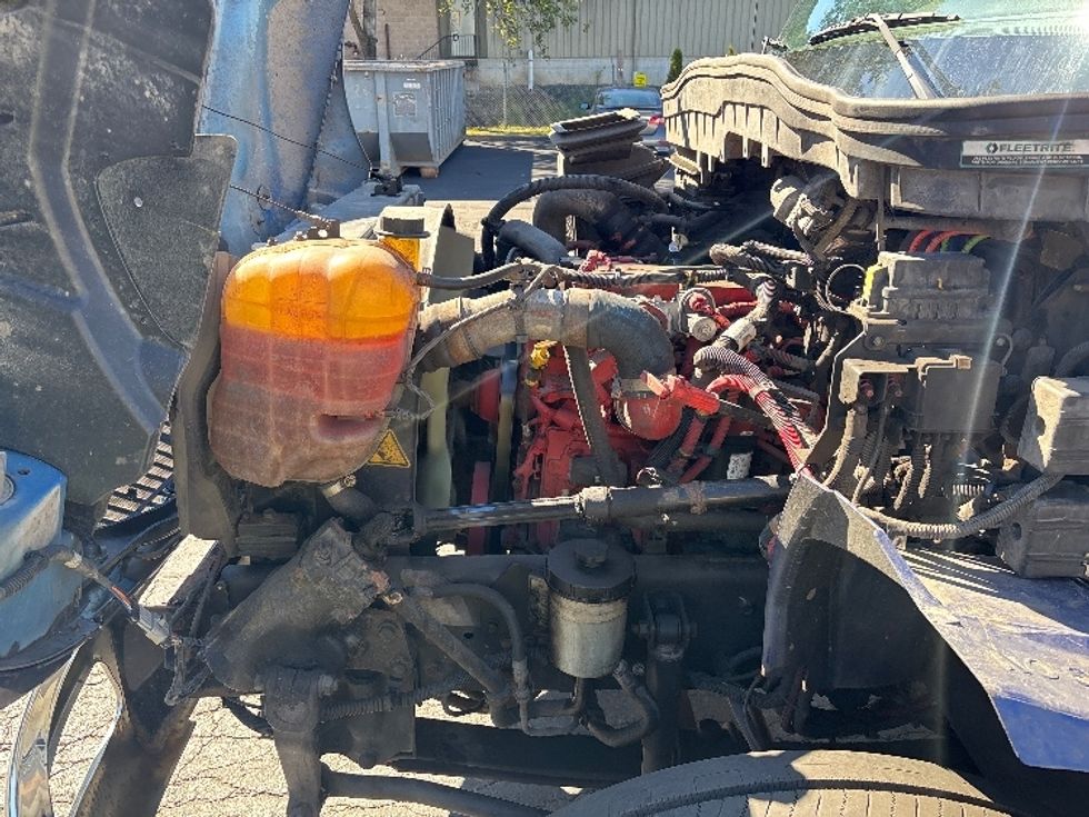 Medium Duty Box Truck-Light and Medium Duty Trucks-International-2020-MV607-Jessup-PA-199,417\n\t\tmiles-$ 53,500 - Image 24