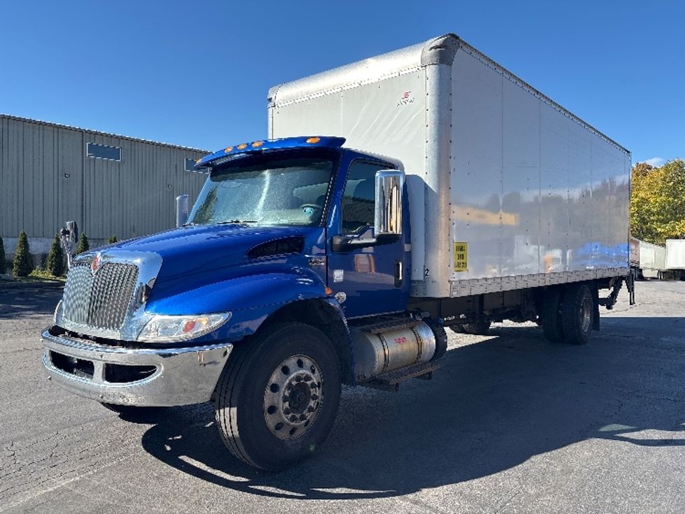 Medium Duty Box Truck-Light and Medium Duty Trucks-International-2020-MV607-Jessup-PA-199,417\n\t\tmiles-$ 53,500 - Image 3