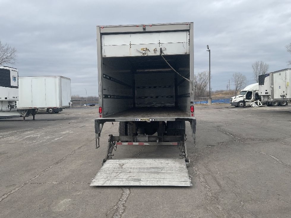 Medium Duty Box Truck-Light and Medium Duty Trucks-International-2020-MV607-Kansas City-MO-115,111\n\t\tmiles-$ 65,750 - Image 8