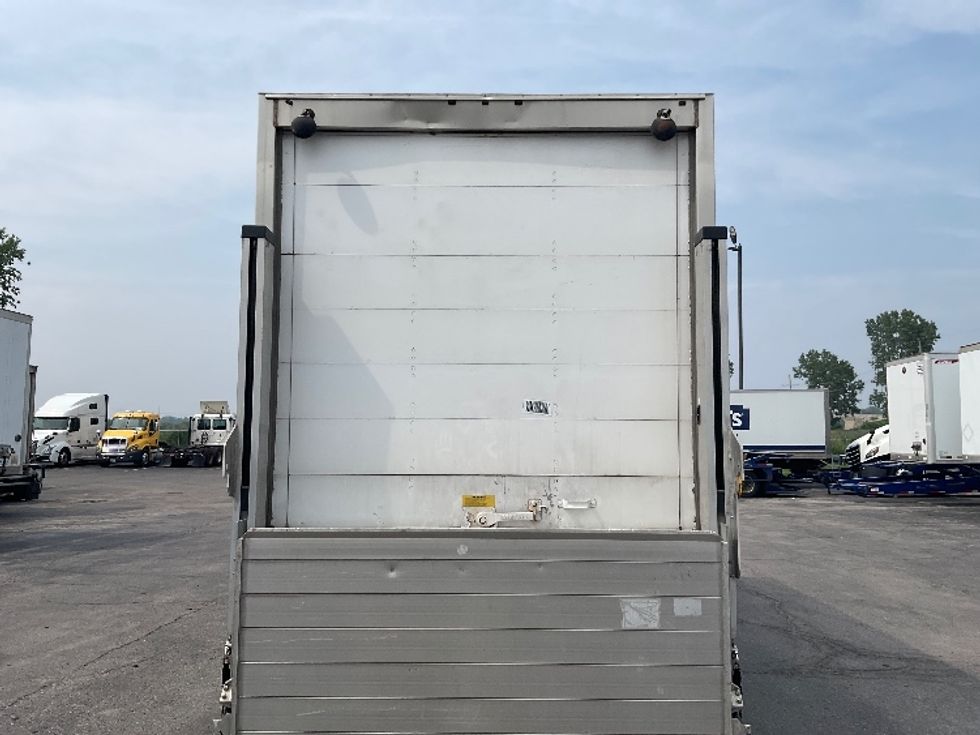 Medium Duty Box Truck-Light and Medium Duty Trucks-International-2020-MV607-Kansas City-MO-116,196\n\t\tmiles-$ 51,250 - Image 7