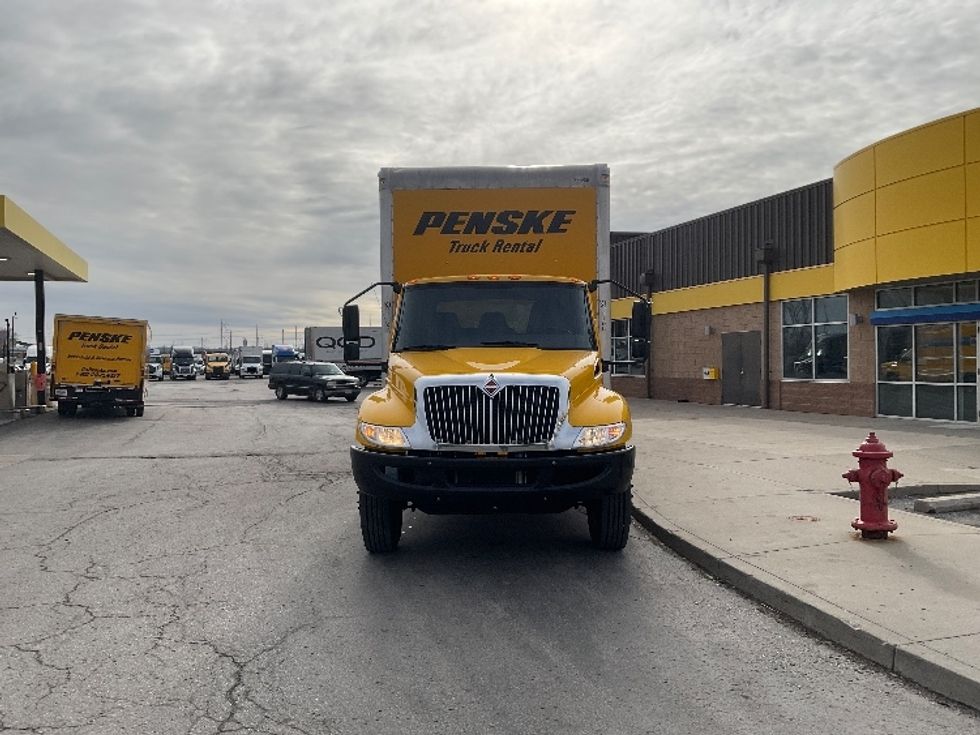 Medium Duty Box Truck-Light and Medium Duty Trucks-International-2020-MV607-Kansas City-MO-129,270\n\t\tmiles-$ 53,750 - Image 2