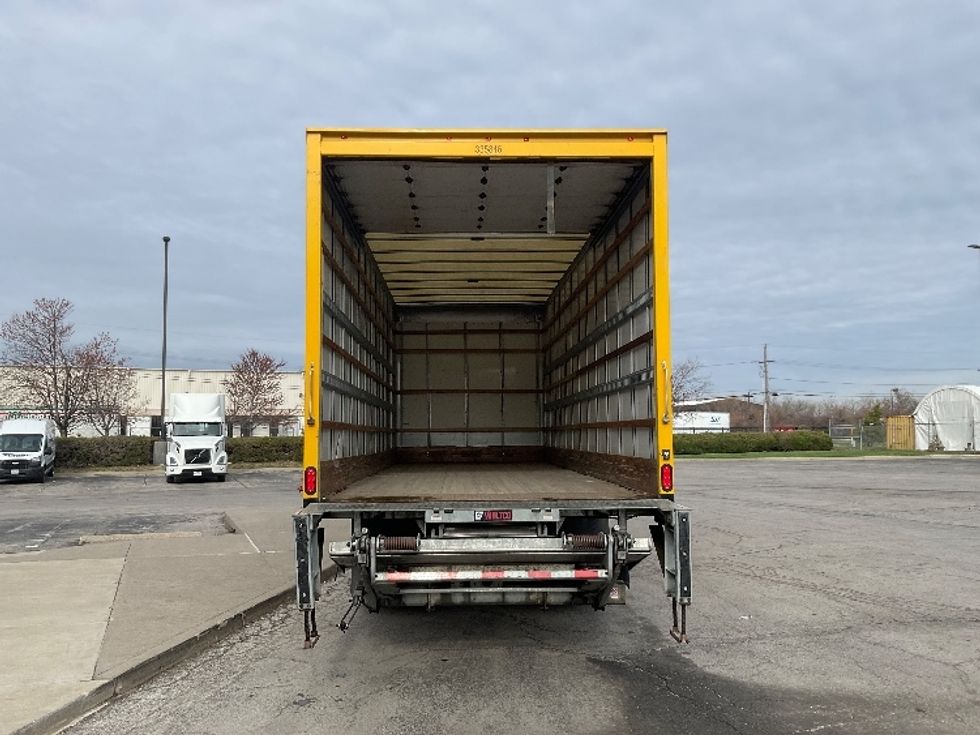 Medium Duty Box Truck-Light and Medium Duty Trucks-International-2020-MV607-Kansas City-MO-129,270\n\t\tmiles-$ 53,750 - Image 8