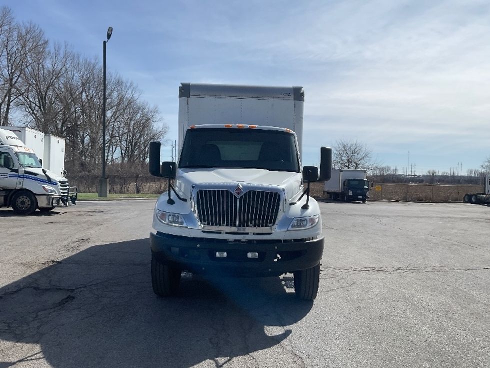 Medium Duty Box Truck-Light and Medium Duty Trucks-International-2020-MV607-Kansas City-MO-188,719\n\t\tmiles-$ 37,750 - Image 2
