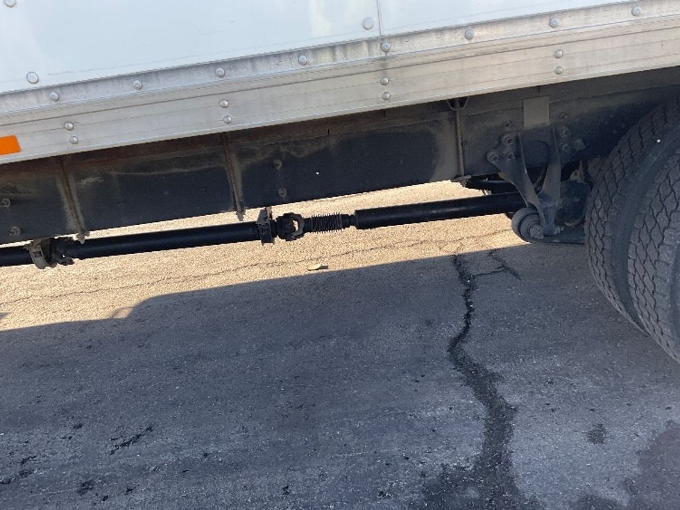 Medium Duty Box Truck-Light and Medium Duty Trucks-International-2020-MV607-Kansas City-MO-255,945\n\t\tmiles-$ 37,500 - Image 5