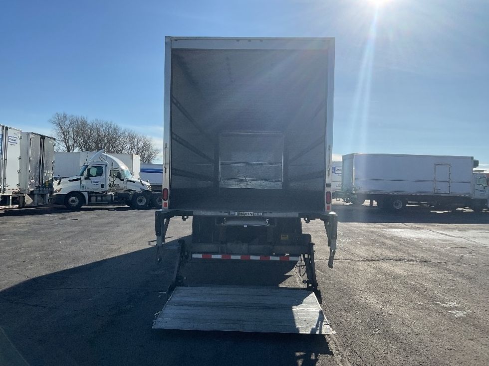 Medium Duty Box Truck-Light and Medium Duty Trucks-International-2020-MV607-Kansas City-MO-255,945\n\t\tmiles-$ 37,500 - Image 9