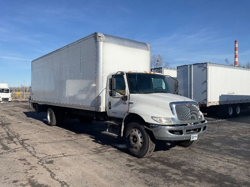 Medium Duty Box Truck-Light and Medium Duty Trucks-International-2020-MV607-Kansas City-MO-278,247\n\t\tmiles-$ 33,750 - Image 1