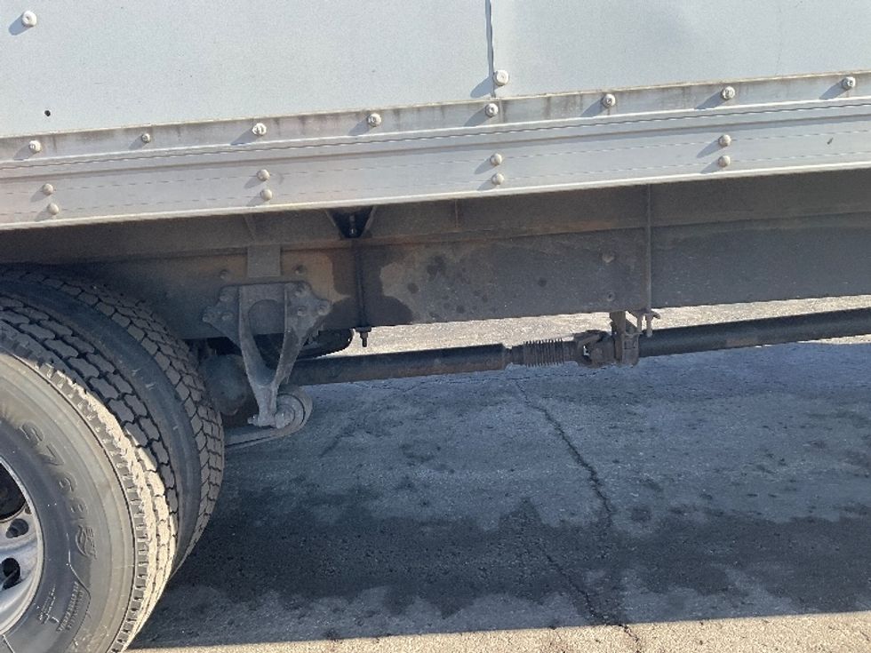 Medium Duty Box Truck-Light and Medium Duty Trucks-International-2020-MV607-Kansas City-MO-278,247\n\t\tmiles-$ 33,750 - Image 14