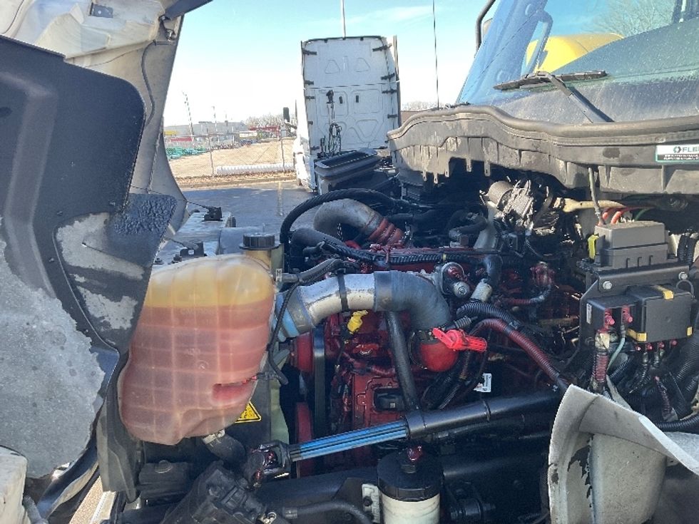 Medium Duty Box Truck-Light and Medium Duty Trucks-International-2020-MV607-Kansas City-MO-278,247\n\t\tmiles-$ 33,750 - Image 23