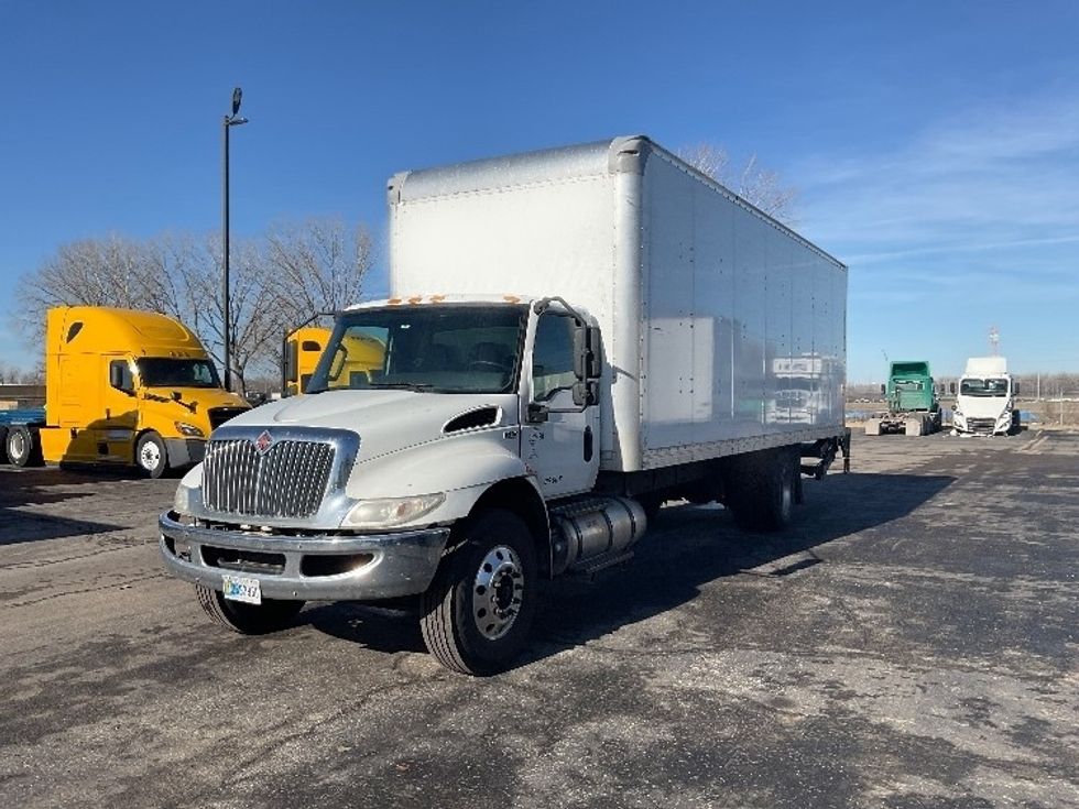 Medium Duty Box Truck-Light and Medium Duty Trucks-International-2020-MV607-Kansas City-MO-278,247\n\t\tmiles-$ 33,750 - Image 3