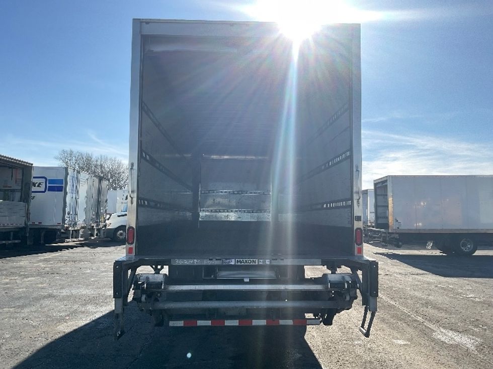 Medium Duty Box Truck-Light and Medium Duty Trucks-International-2020-MV607-Kansas City-MO-331,742\n\t\tmiles-$ 24,750 - Image 8